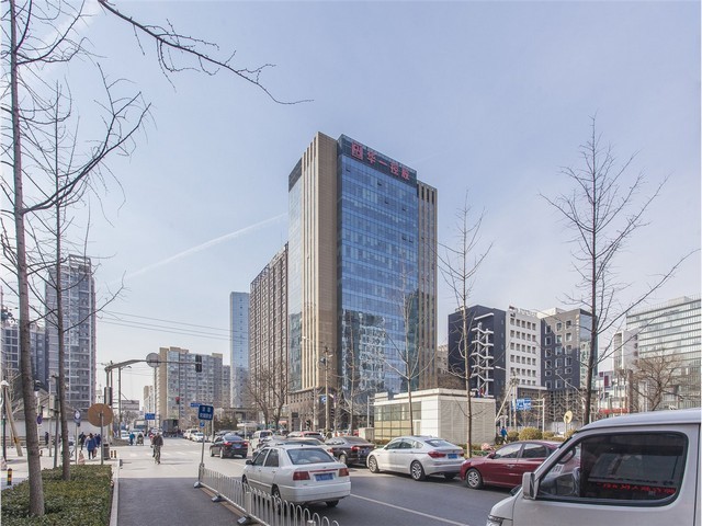 上海小家电拉伸机器人